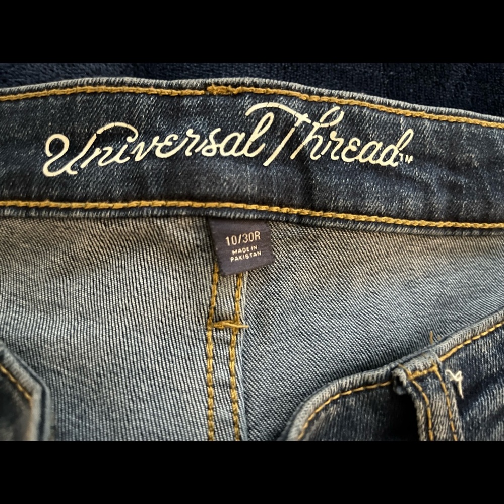 Universal Thread crop jeans, size 10